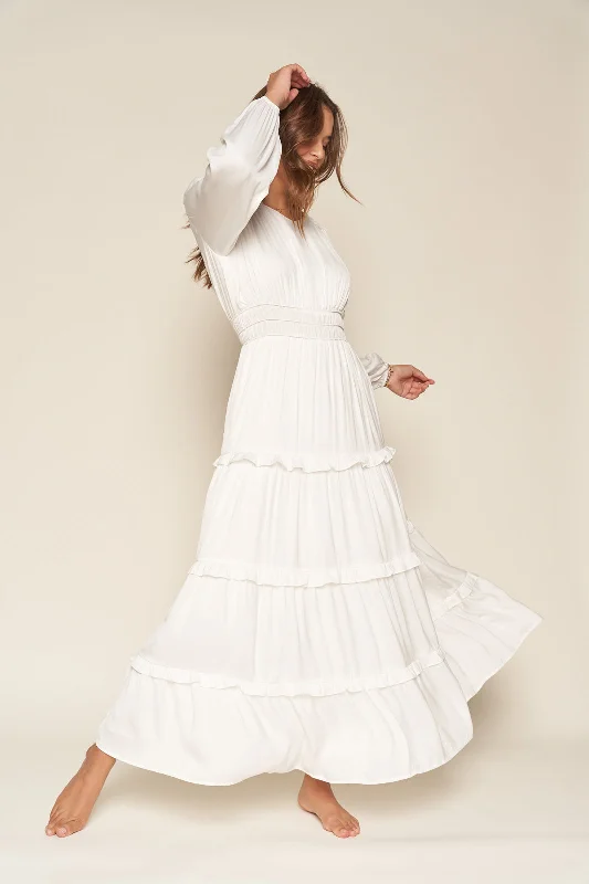 Women's Clothes And Garments Cynthia White Temple / Wedding Dress