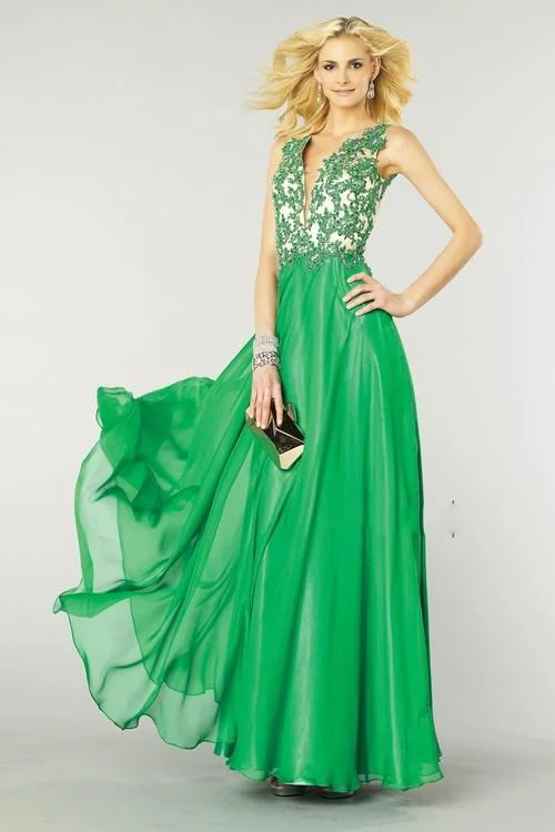 Formal Clothing For Women Alyce Paris - 6418 Sleeveless Applique Plunging Gown in Emerald/ Nude