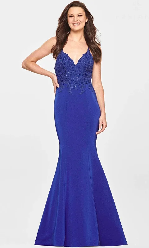 Casual Garments For Women Faviana S10821 - Lace Appliqued V-Neck Evening Gown