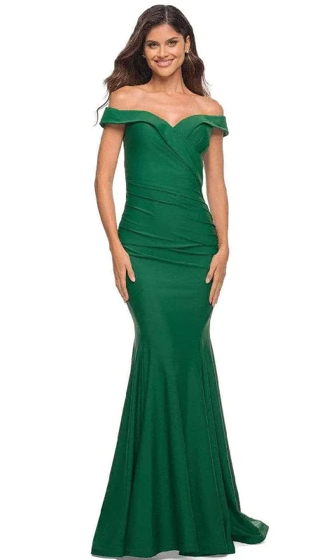 Classic Women's Clothing Styles La Femme - Off Shoulder Mermaid Prom Gown 30736SC - 1 pc Emerald In Size 14 Available